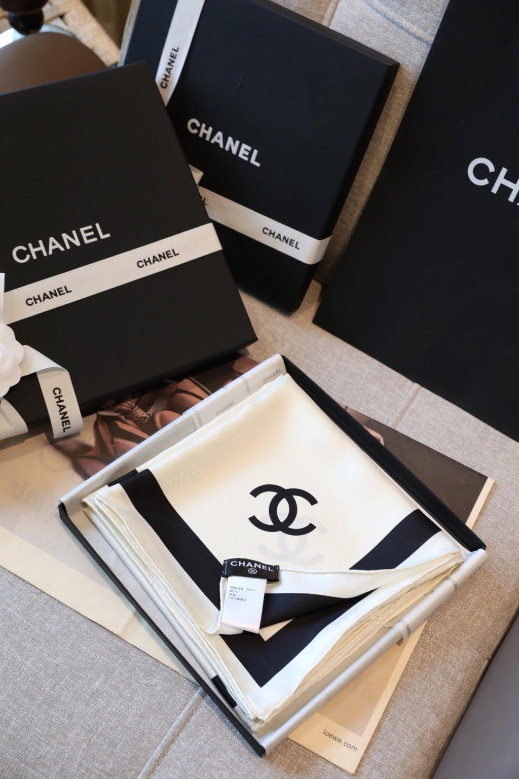 Chanel Style Contrast-Border Lightweight Shawl