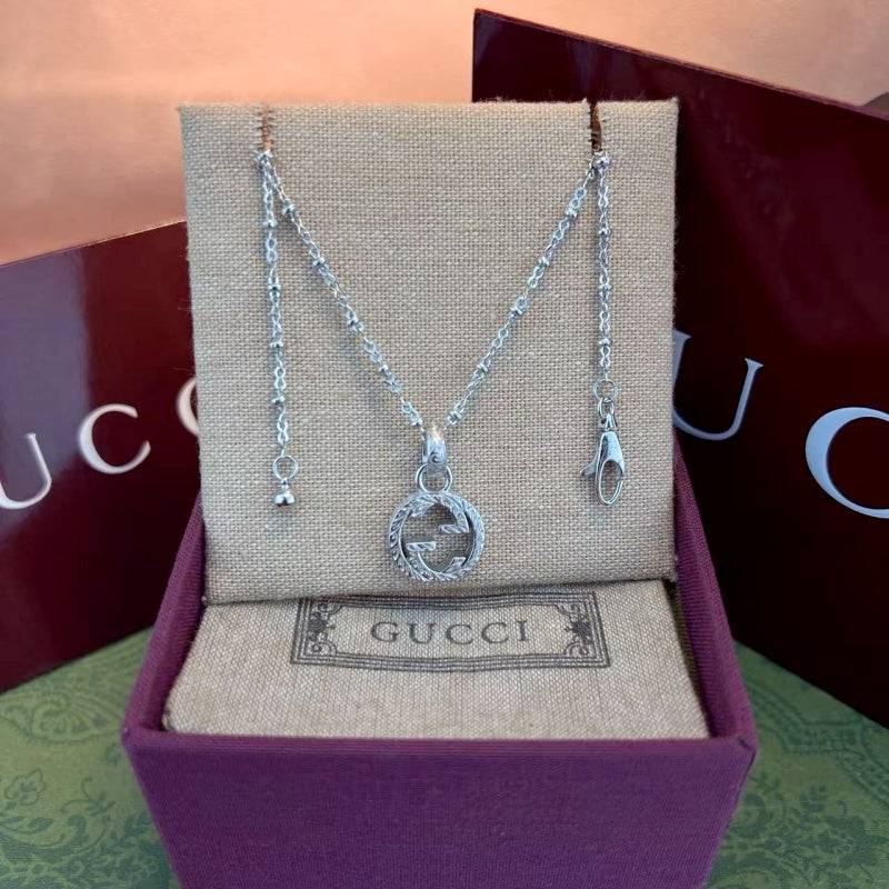 Gucci Patterned Figure 8 Necklace